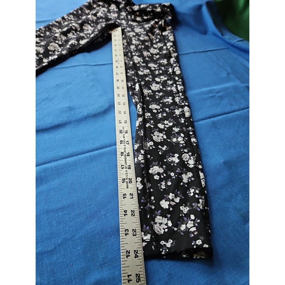 Victoria's Secret Pink Ultimate Legging SPRING FLORAL Flower Yoga Pant XS‎ - Picture 3 of 8